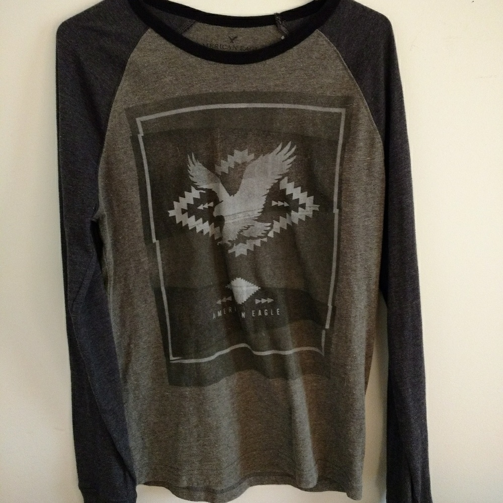 Mens long sleeve t-shirt